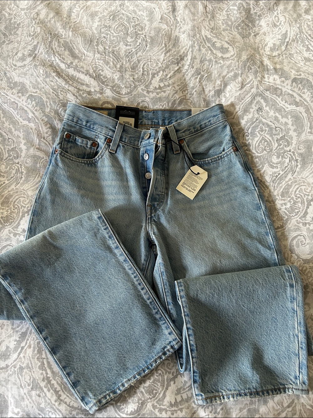Levi's Light Blue Straight Leg Women's Jeans